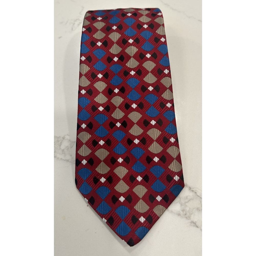 Buckingham Men’s Tie Red Blue Diamond Pattern 3.5”‎ Neck Tie made in USA
